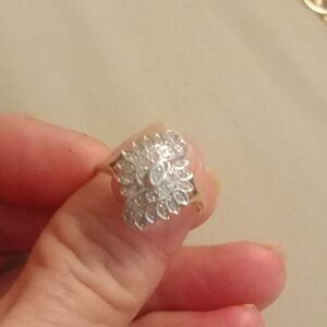 10k diamond cocktail ring women's size 8